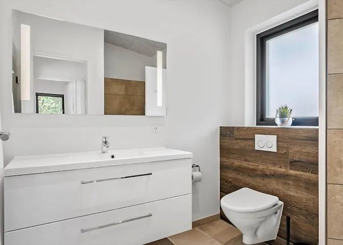 Bv167-blavand-gl-hovej-2-a بيت للعطل Blåvand