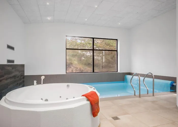 Bv167-blavand-gl-hovej-2-a بيت للعطل Blåvand